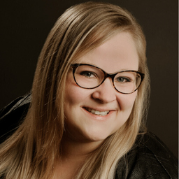 Julia Schubert