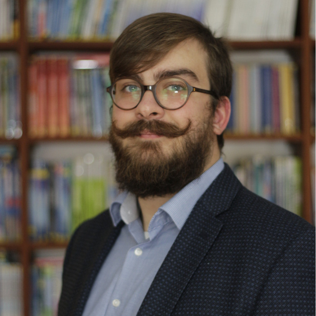 Robert Meyer Auszubildender Hofgärtnerei Müllejans XING