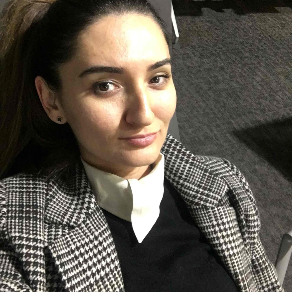 Aziza Arbabzadah Projektmanagerin Consumer Optics SPECTARIS