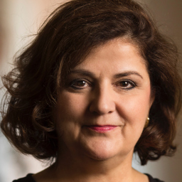 Eva-Maria Janutin