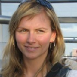 Julia Mayer