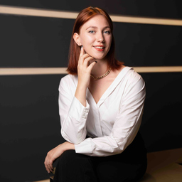 Verena Holzlöhner