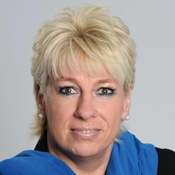Bettina Wolff