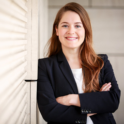 Dr. Andrea Kampmann