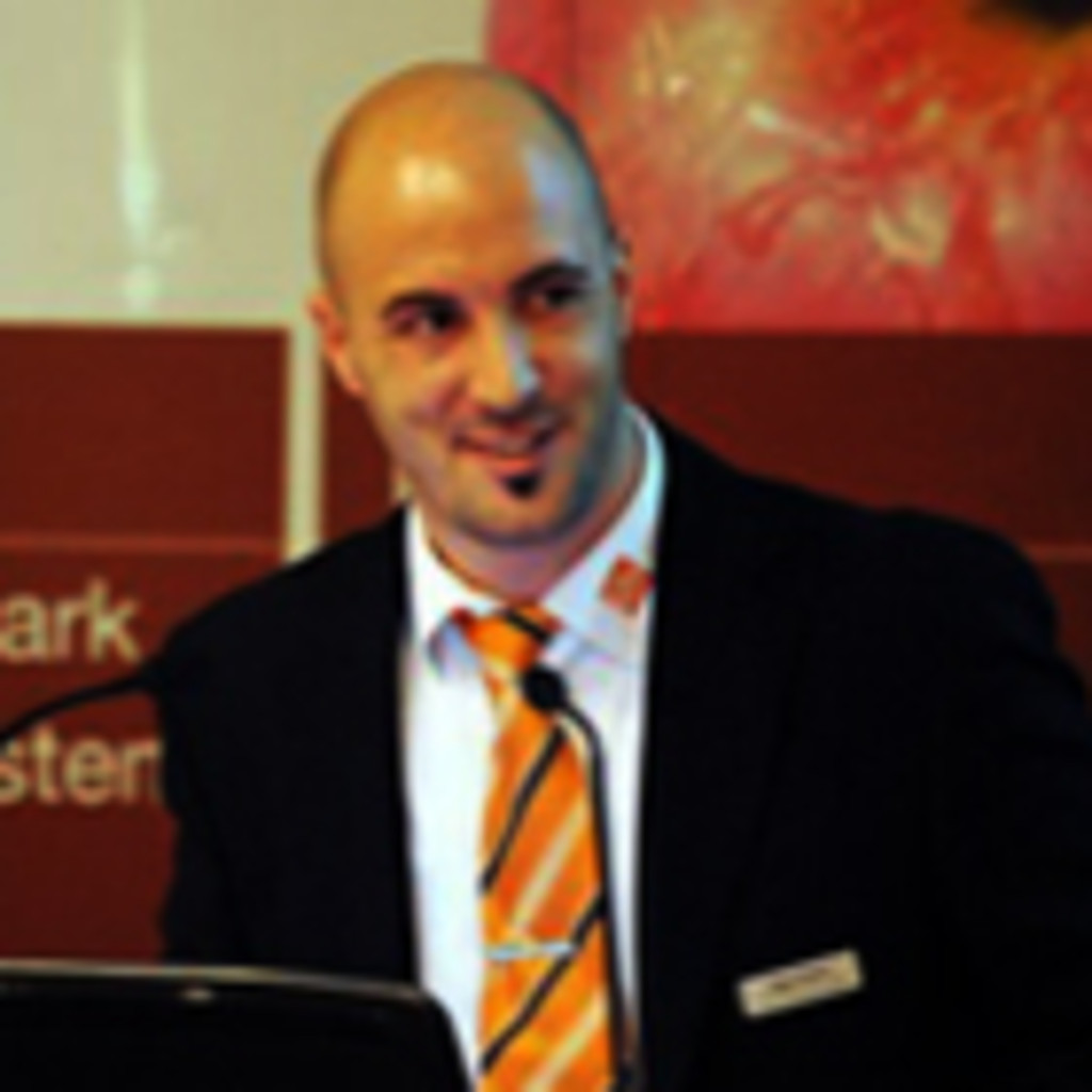 Robert Nagy director manager CREATIVE SALES Kft. XING