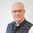Dr. Stefan Noe