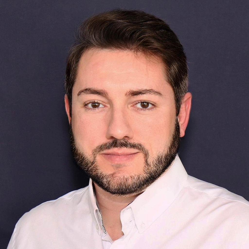 Hector Gonzalez Partner and Administrator Künstlersekretariat HH XING