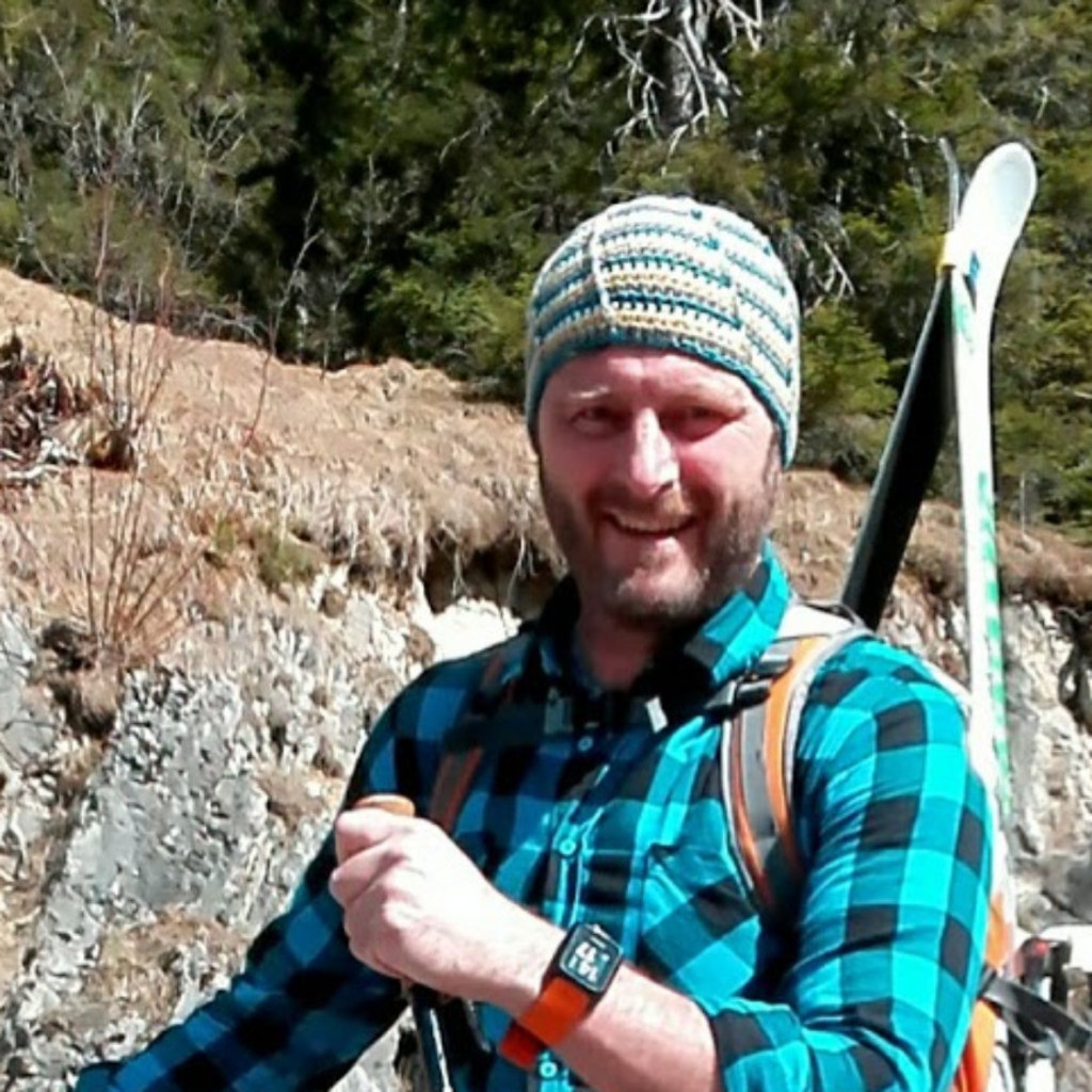 Hans Schwarz Buchdrucker Büttenpapierfabrik Gmund GmbH & Co. KG XING