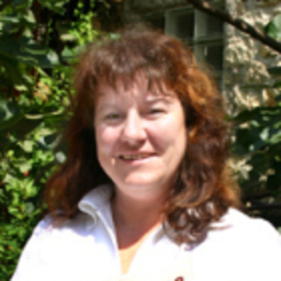 Carina Bauer