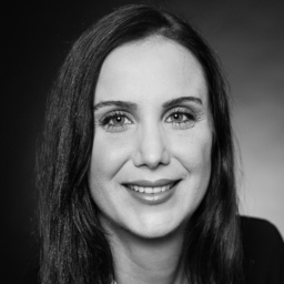 Dr. Kirsten Yakoub