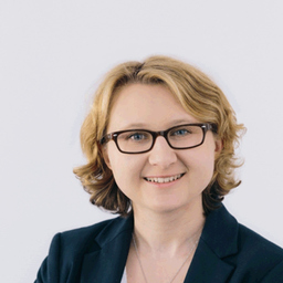 Julia Stenzel