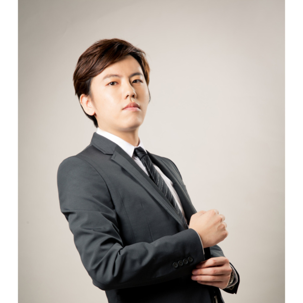 Chris Wang Product Management Director ZyXEL XING