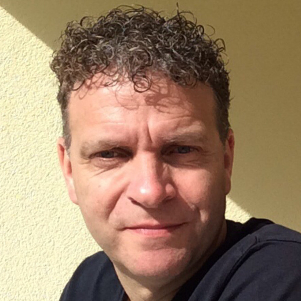 Ing. Lucien Leusink Vice President Sales & Marketing Kao Chemicals