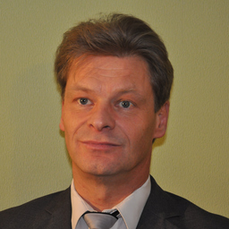 Dr. Thomas Gondro
