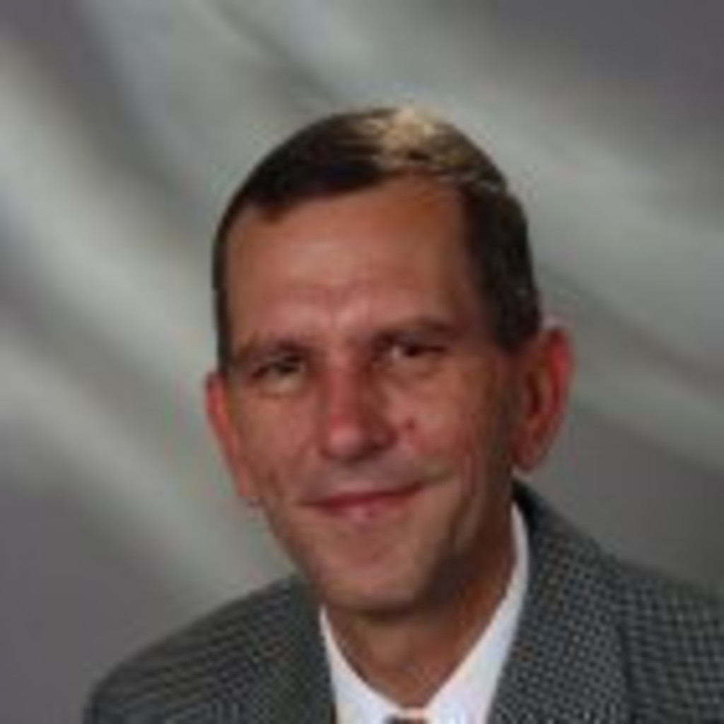 Peter Henn Inhaber trouble shooter munich XING