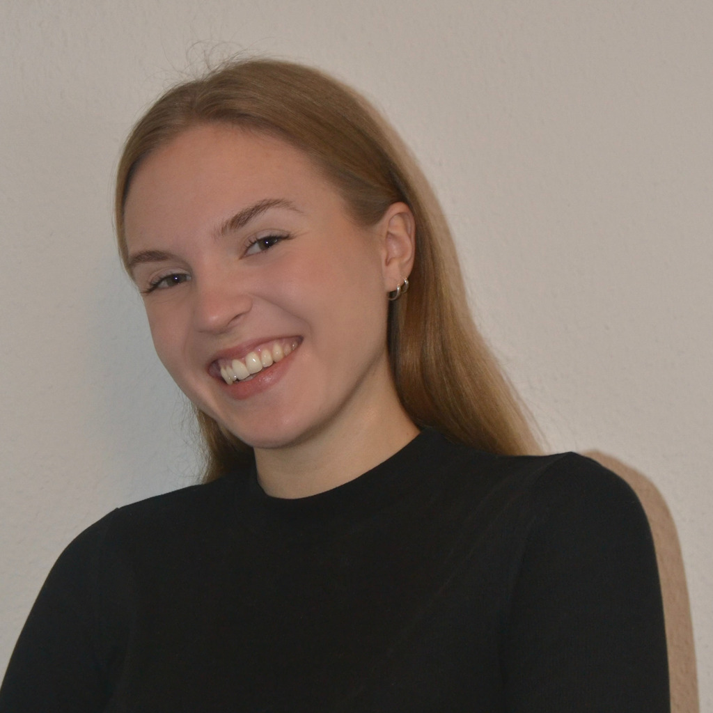 Leoni Lehmann Marketing specialist EVBox XING