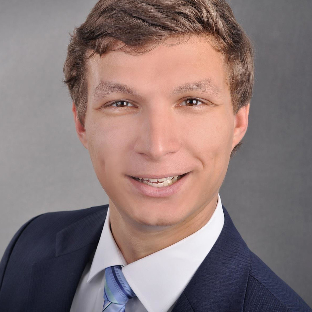 Alexander Hintze Referent Geschäftsentwicklung Deutsche Bahn