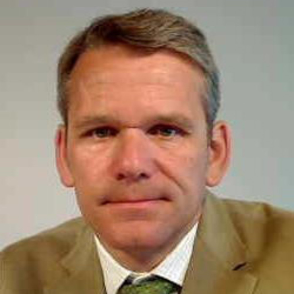 Gerhard Schwarz Head Controlling BSI SA XING