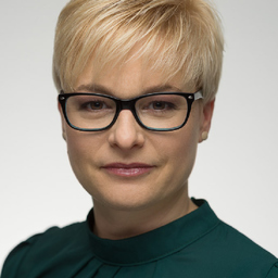 Julia Schneider
