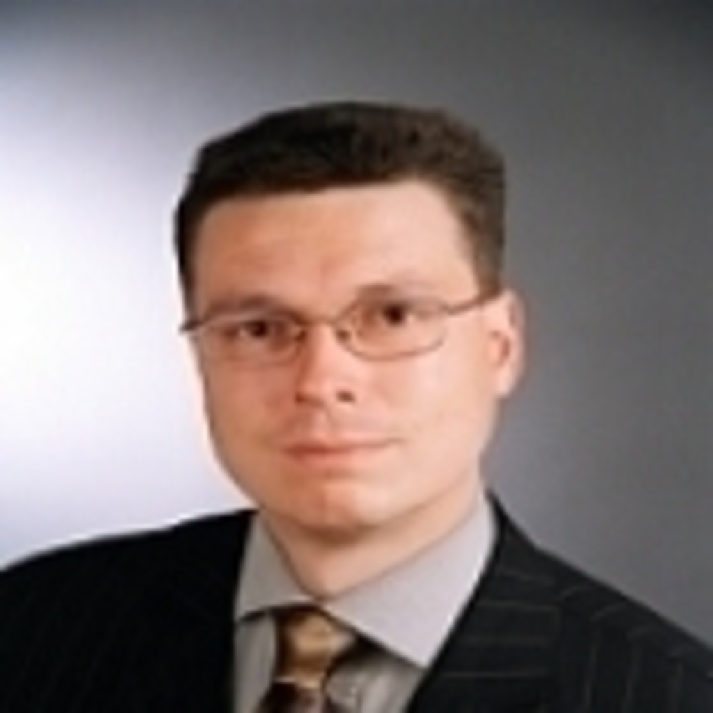 Jörn Kossert Principal Consultant Datacenter Consulting COMLINE