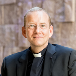 Dr. Christian Hermes