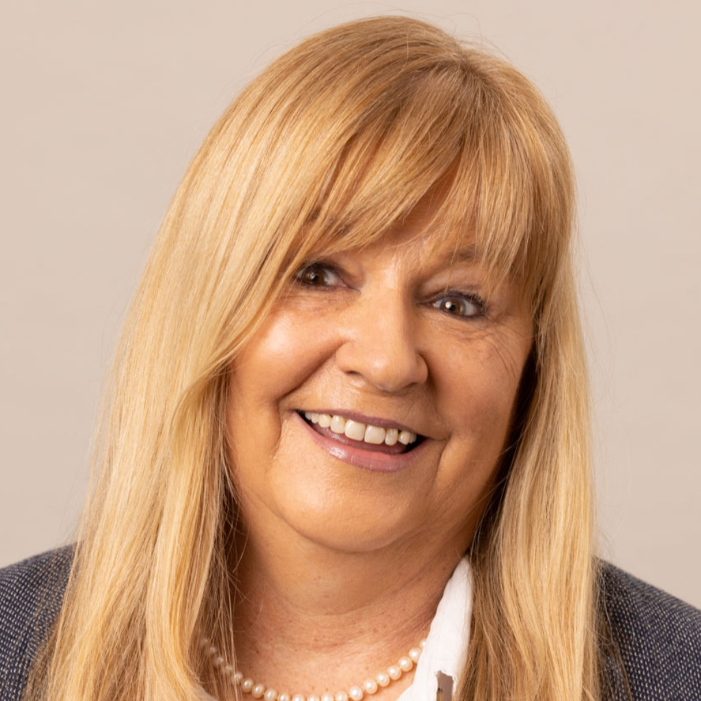 Gabriele Petry Key Account Manager Bertschat & Hundertmark Consult