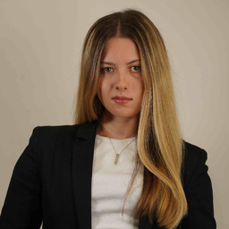 Janine Kühn