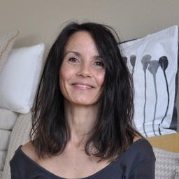 Kinga Toth