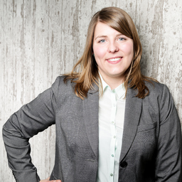 Dr. Claudia Haering