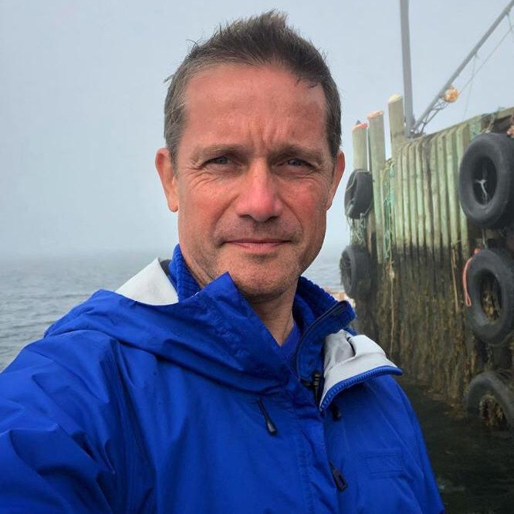 henry mehr Chief Executive Officer (CEO) Henry Mehr underwater