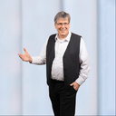 Ulrich Voelker