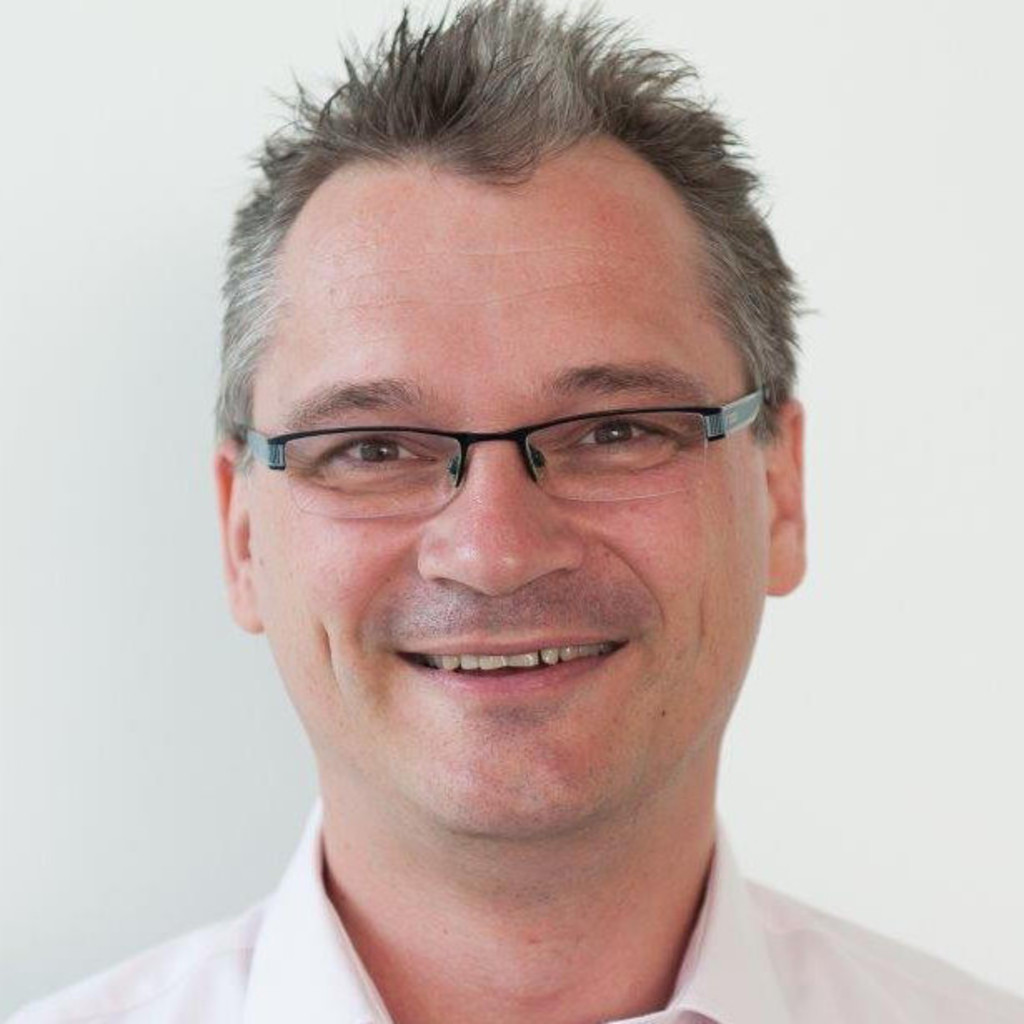 Christian Hennings Senior Controller Lenze SE XING