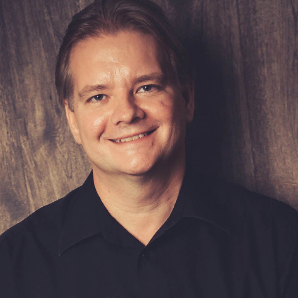 Mag. Alexander Gratzer Head of Wholesale Sales & Solutions