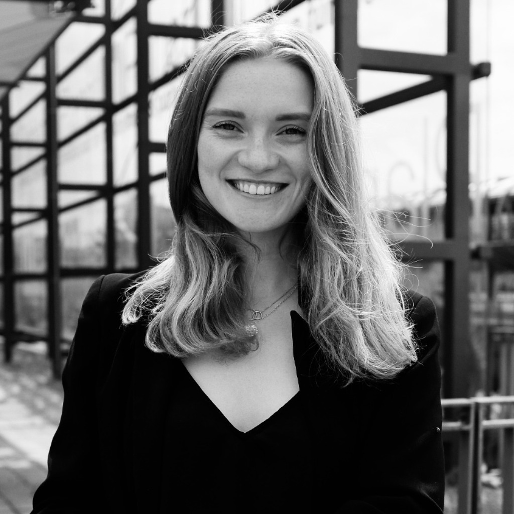 luisa-wagner-brand-specialist-amazon-xing