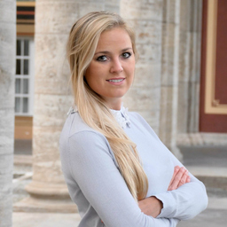 Dr. Dominique Tiesmeier