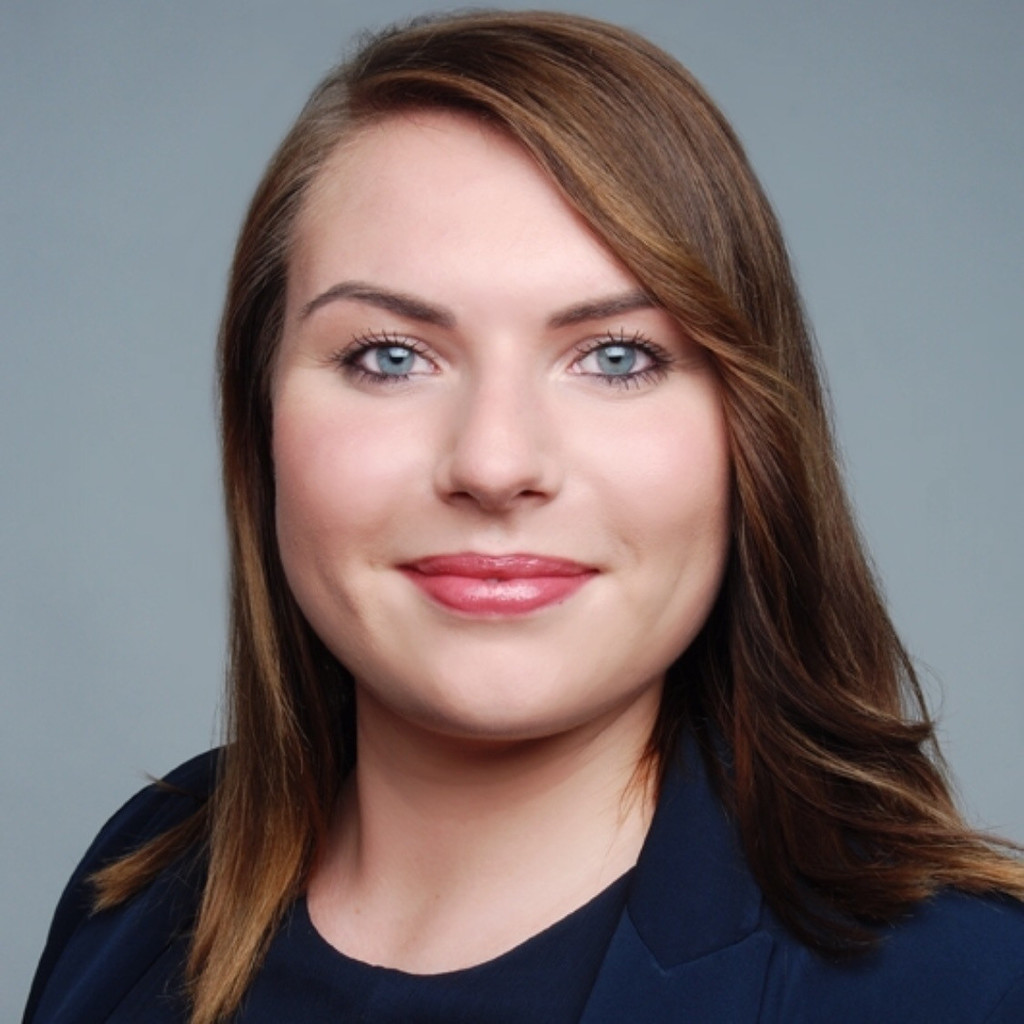 Sophie Schweingruber Senior Specialist Finance Daimler Group