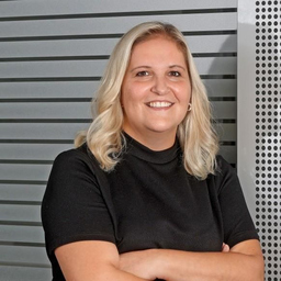 Manuela Heinze