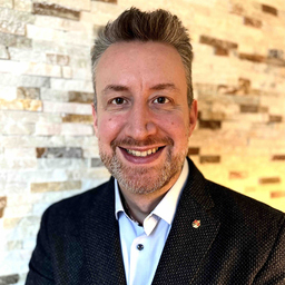 Sven Flüß