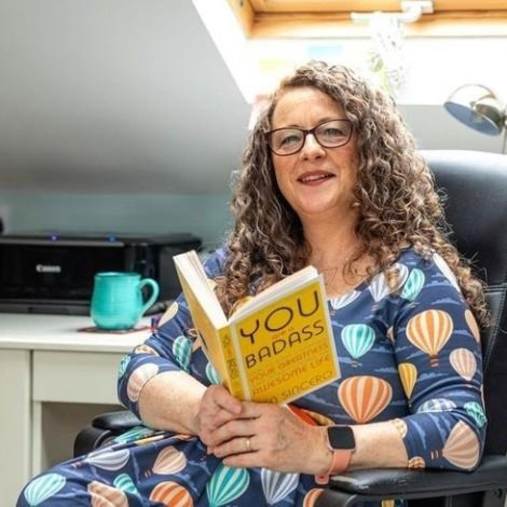 Victoria Jasmin Real Estate Manager scmglobes XING