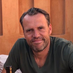 Dennis Houttuin