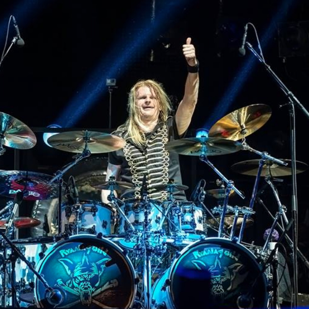 Michael Wolpers Freelancing Drummer International erfahrener Live