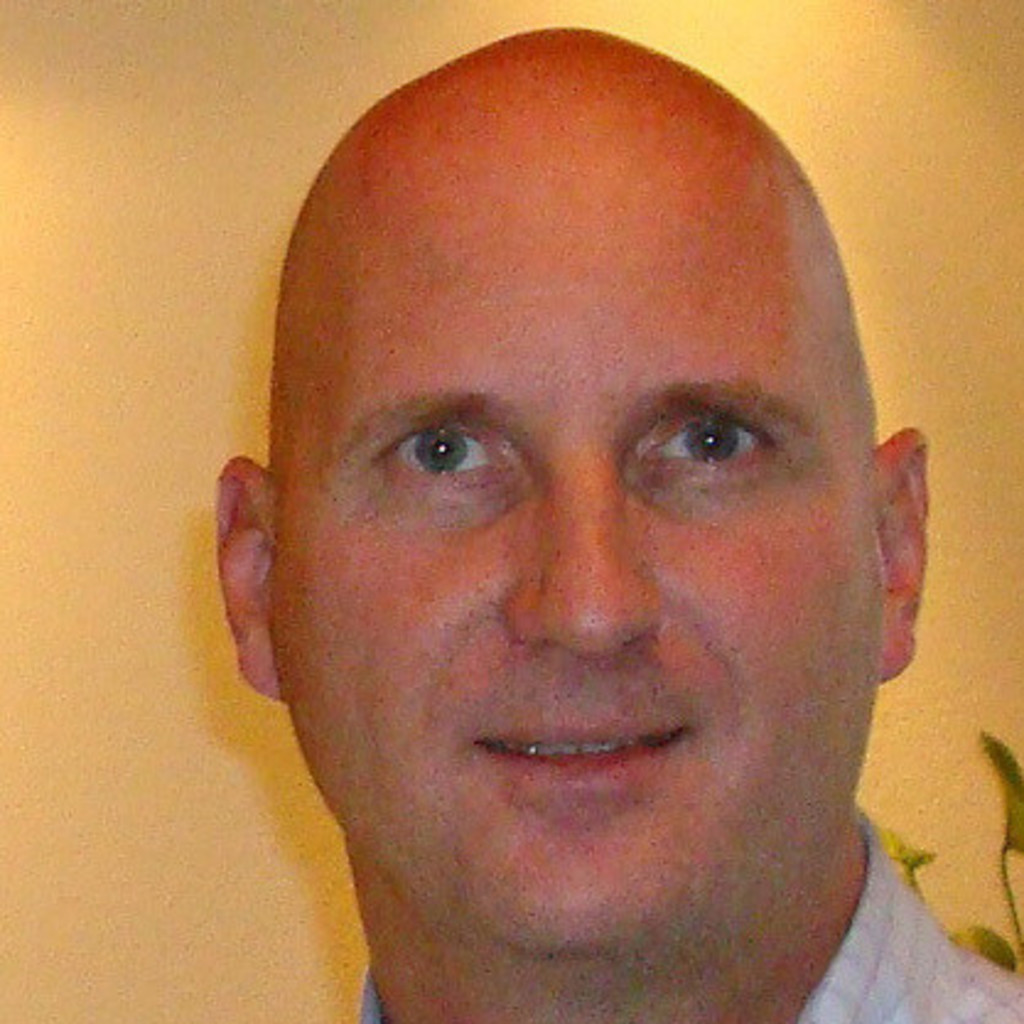 Kurt Leuenberger Leiter Logistik & Einkauf Zweifel PomyChips AG XING