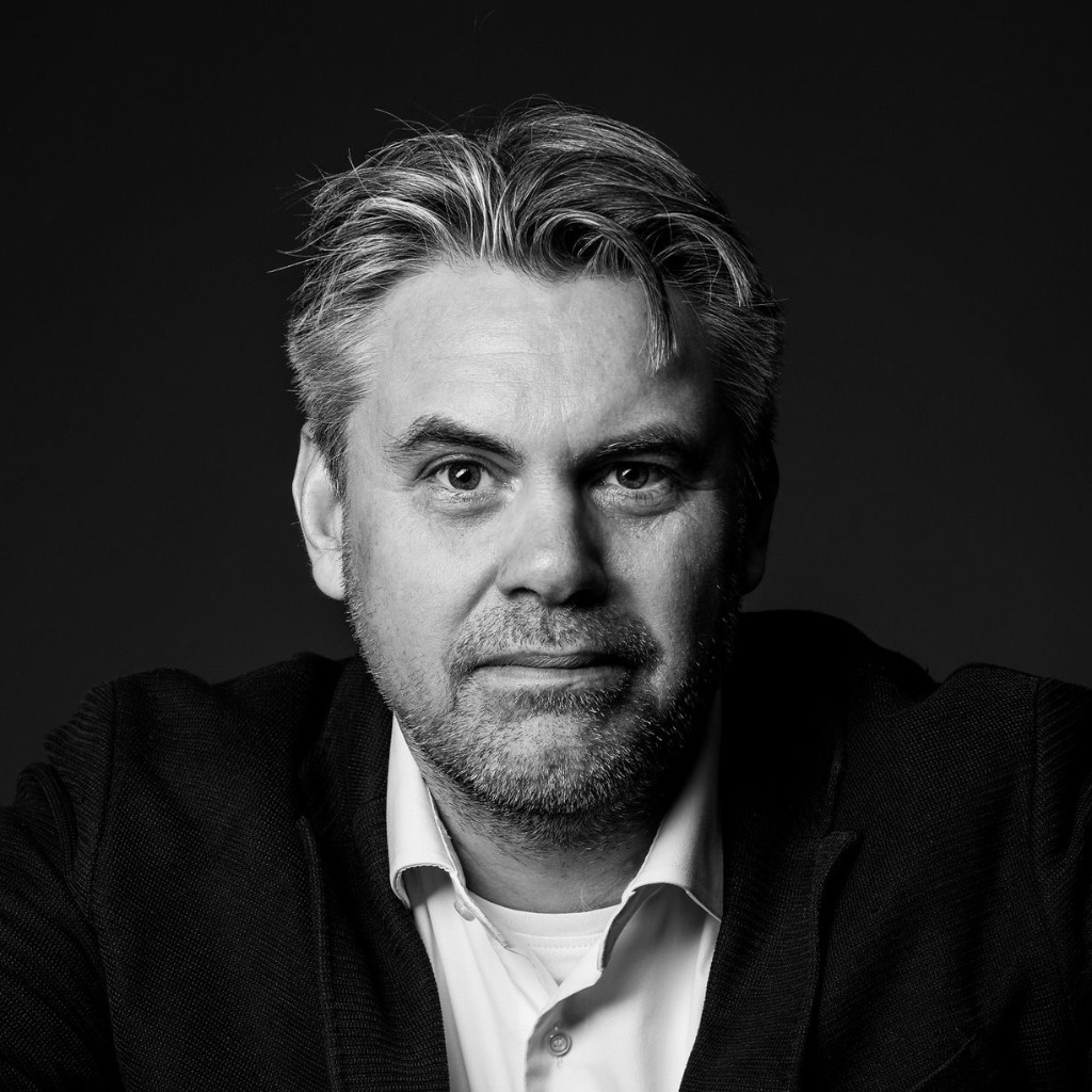 Maximilian Nobis Director Recruitment Harvey Nash GmbH XING