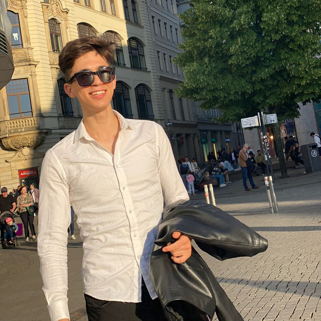 Hamza Aghazdi Elektrotechnik Rheinische Fachhochschule Köln XING