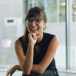 Lara Desiree Brinker
