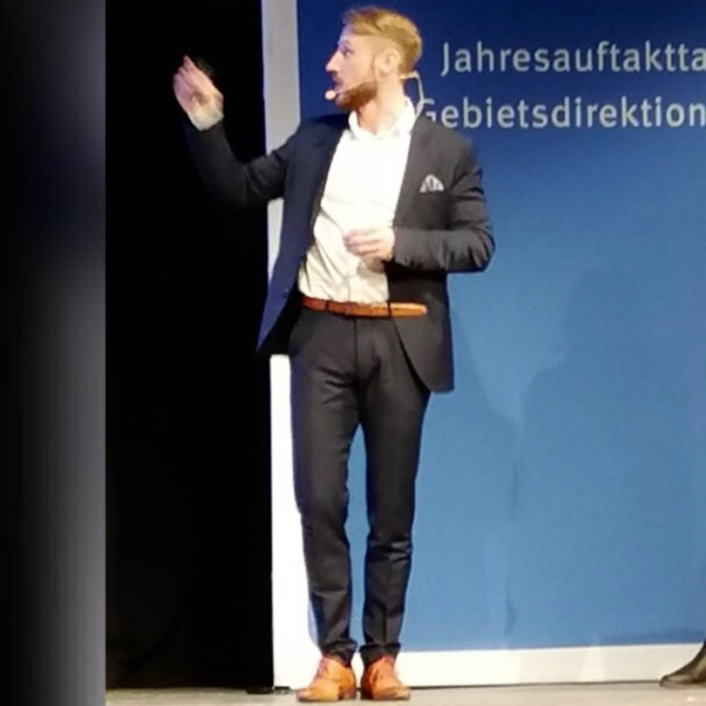 Sebastian Schmidt Product Owner Marktbearbeitung Exklusivvertrieb Signal Iduna Gruppe Xing