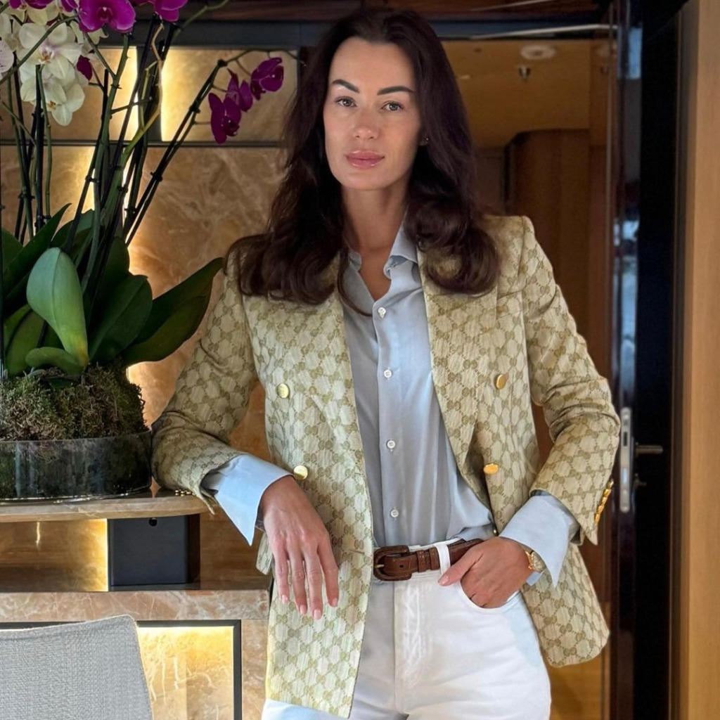 Janin aus Hamburg in der Personensuche von Das Telefonbuch