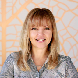 Olga Neuwert