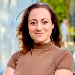 Julia Kahe