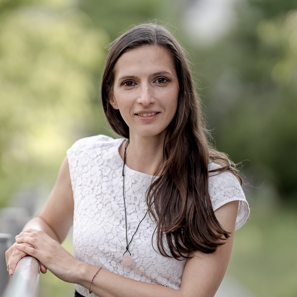 Julia Hecker Expertin für soziale Nachhaltigkeit RKW Thüringen GmbH